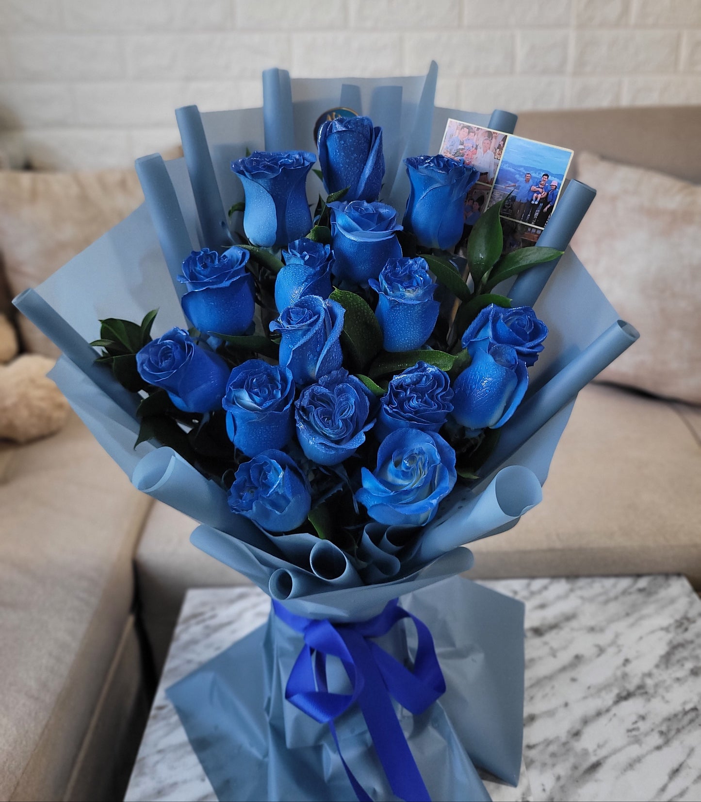 Luxury  Roses (16 Rosas)