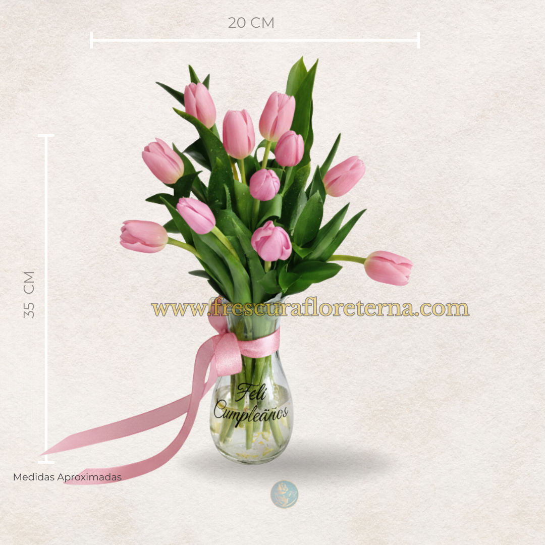 jarron de tulipanes rosado